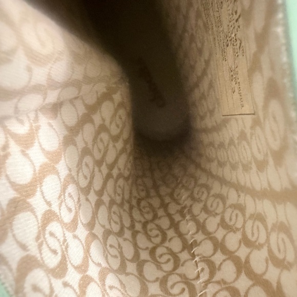 Chooka Light Green Women's Rain Boots - Picture 6 of 6